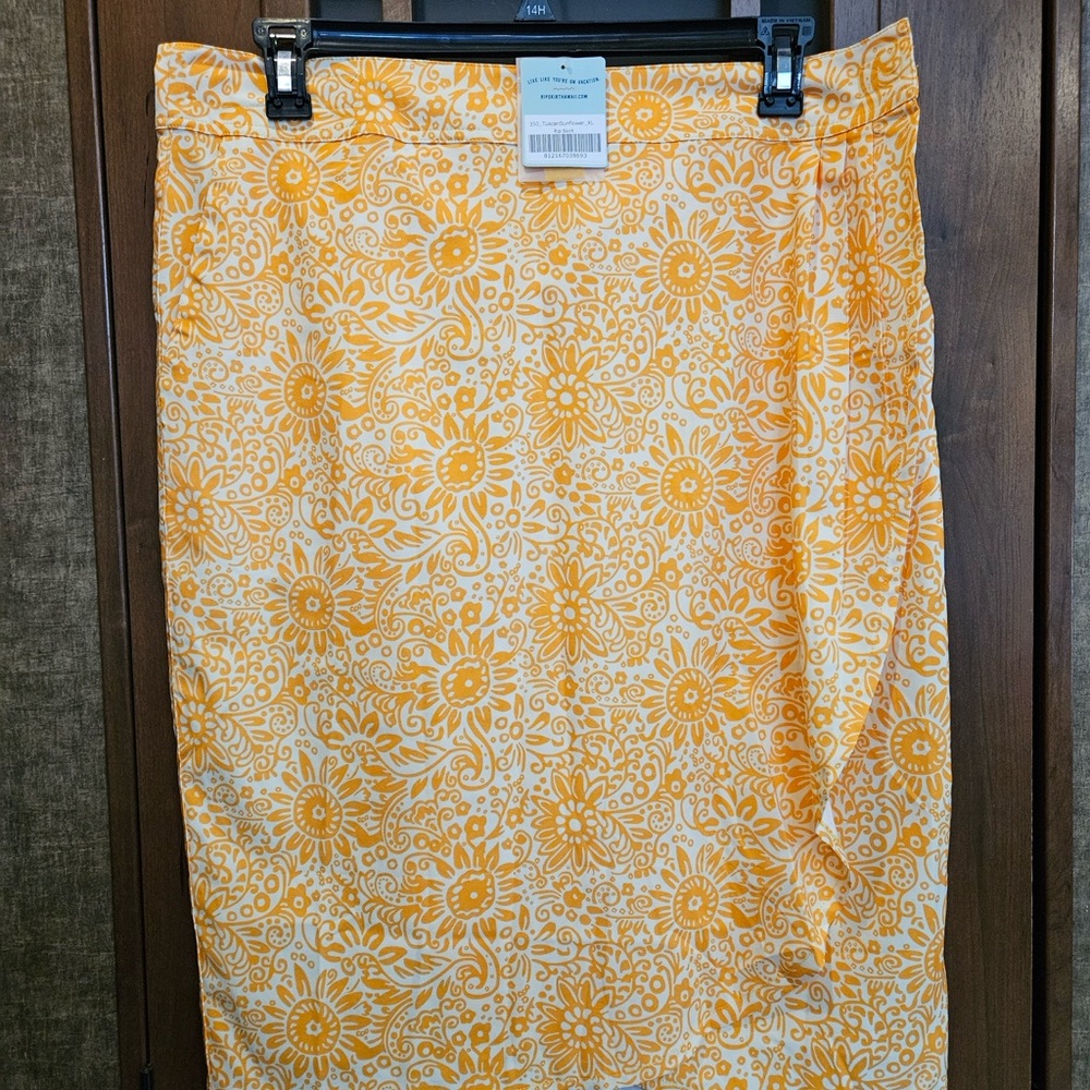 NWT Ripskirt Hawaii XL Length 3